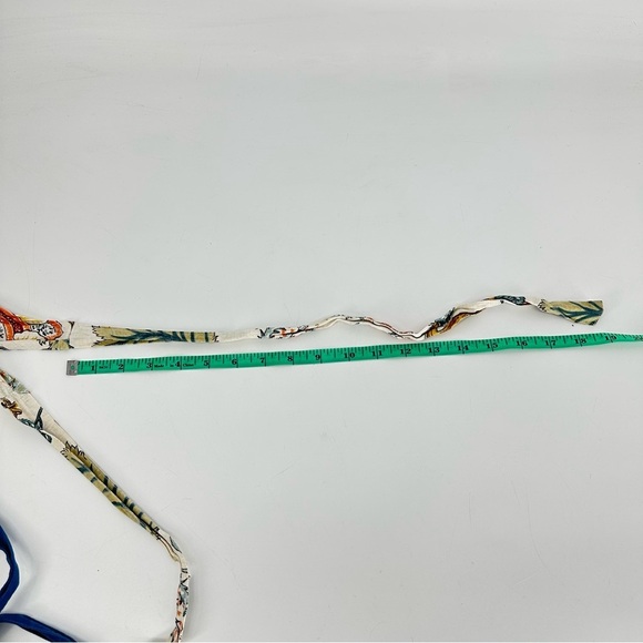 World Market Linen Cotton pleated floral paisley apron with ruffled pocket - Picture 5 of 11